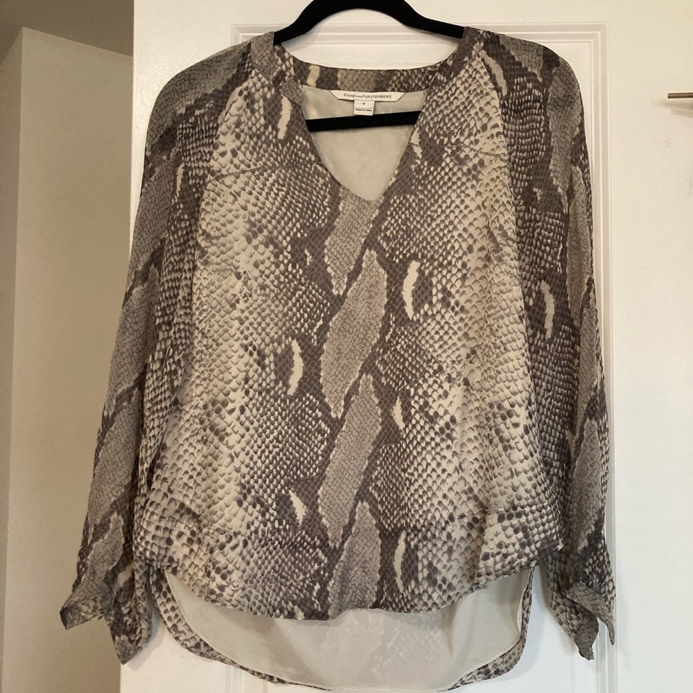 Diane Von Furstenburg Snakeskin Print Silk Blouse